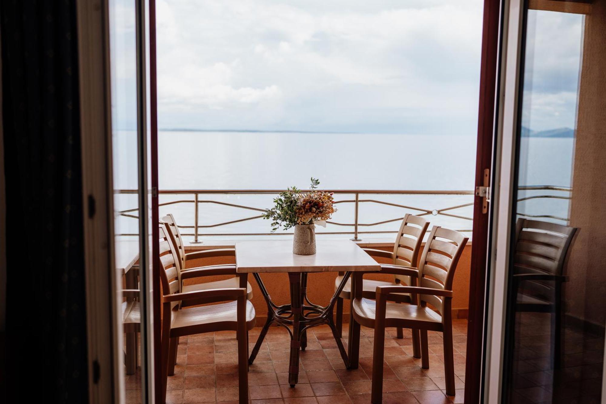 Апартаменты Apartmaji Punta Вели-Лошинь Экстерьер фото